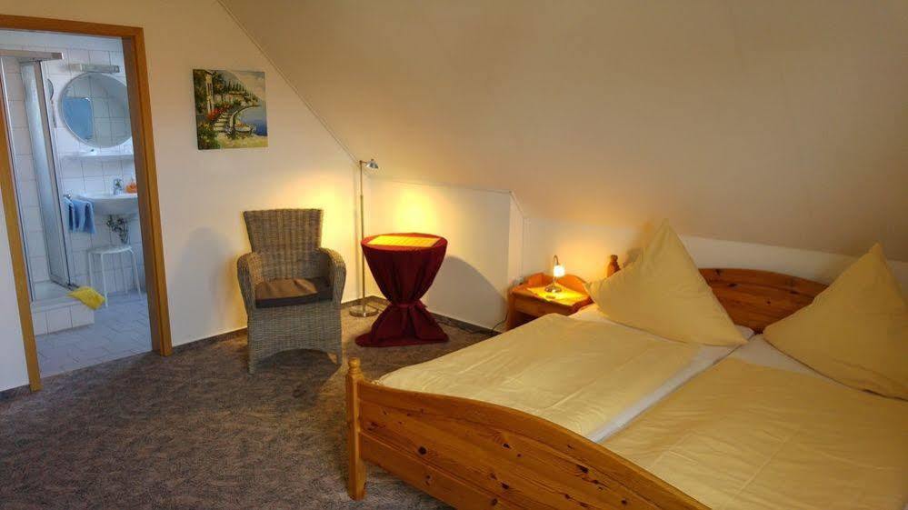 Naturwert Hotel Garni Ursula Krummhorn Bagian luar foto