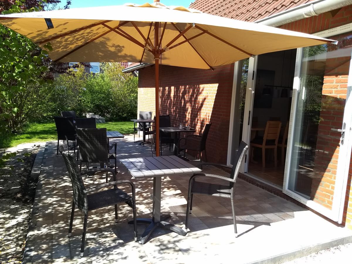 Naturwert Hotel Garni Ursula Krummhorn Bagian luar foto